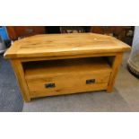 OAK MEDIA UNIT WITH SINGLE DRAWER 56 CM TALL X 103 CM WIDE