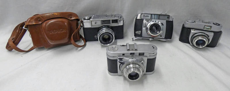 YASHICA 'J' CAMERA, JAPANESE MADE IN 1960'S WITH YASHINON 45MM LENS & ORIGINAL LEATHER CASE & STRAP,