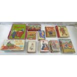 SELECTION OF VINTAGE PUZZLES AND CHILDREN'S BOOKS