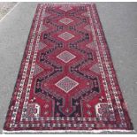 RED GROUND PERSIAN HAMADAN VILLAGE RUG CENTRAL DIAMOND MEDALLION DESIGN 260 X 135CM