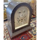 EARLY 20TH CENTURY MAHOGANY CASED MANTLE CLOCK WITH SILVERED DIAL,