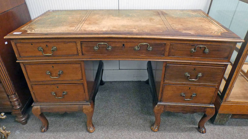 LATE 19TH CENTURY STYLE MAHOGANY TWIN PEDESTAL DESK WITH LEATHER INSET TOP & 7 DRAWERS ON BALL &