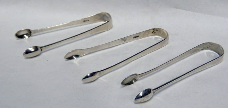 3 PAIRS OF GEORGIAN SILVER SUGAR TONGS - 100G