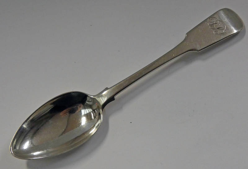 19TH CENTURY SCOTTISH PROVINCIAL SILVER FIDDLE PATTERN TEASPOON BY WILLIAM FERGUSON ELGIN CIRCA