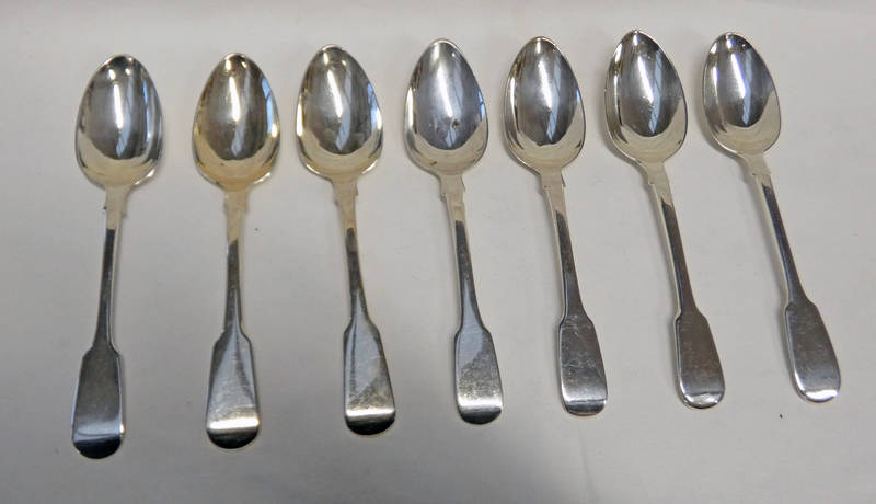 2 PAIRS OF GEORGIAN SILVER DESSERT SPOONS & 3 OTHER SILVER DESSERT SPOONS,