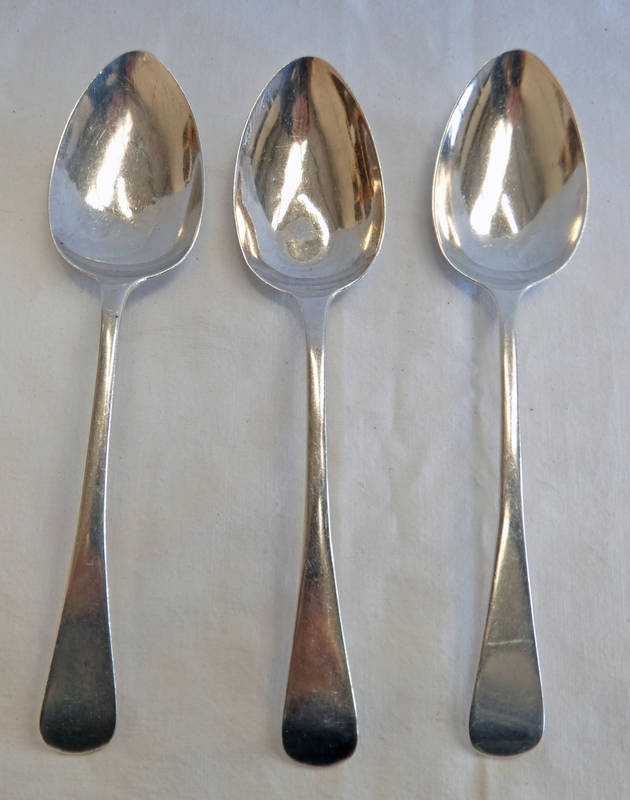 SET OF 3 GEORGE III SILVER DESSERT SPOONS,