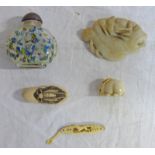 LOT WITHDRAWN CHINESE GLASS SCENT BOTTLE WITH INSIDE DECORATION, WHITE HARDSTONE PLAQUE OF FISH,
