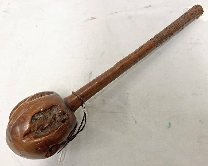 19TH CENTURY FIJIAN IRONWOOD ULA WITH LARGE GLOBULAR HEAD ON A CARVED SHAFT WITH OLD LABEL