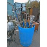 GOOD SELECTION OF GARDEN TOOLS TO INCLUDE AXE, SHOVELS,