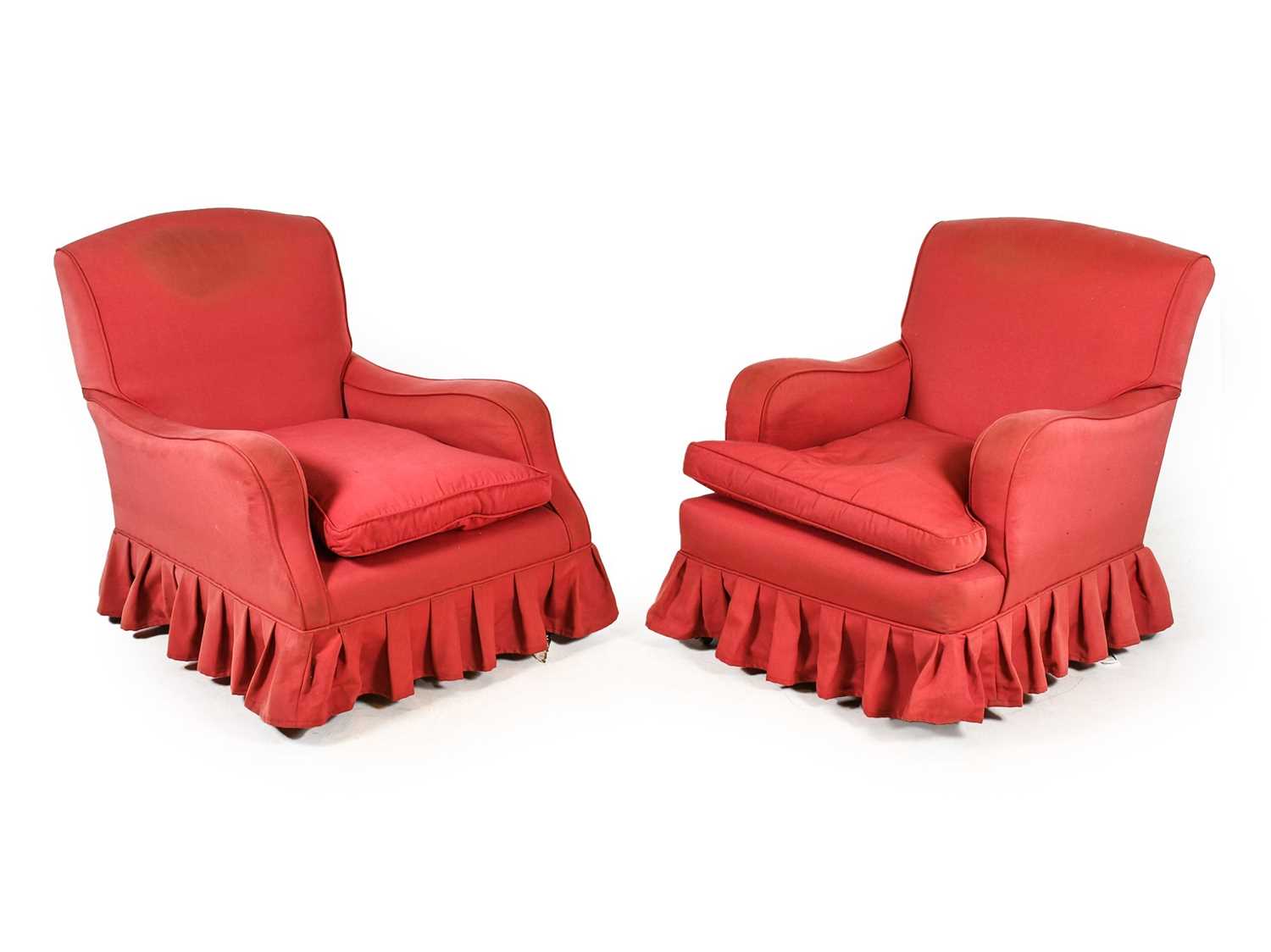 ^ Howard & Sons Ltd: A Pair of Early 20th Century Bridgewater Deep-Seated Armchairs, covered in
