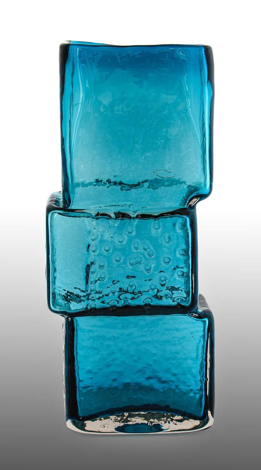 Whitefriars - Geoffrey Baxter: A Large Textured Range Drunken Bricklayer Glass Vase, in kingfisher