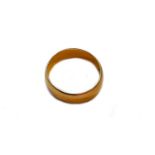An 18 carat gold band ring, finger size MGross weight 4.6 grams
