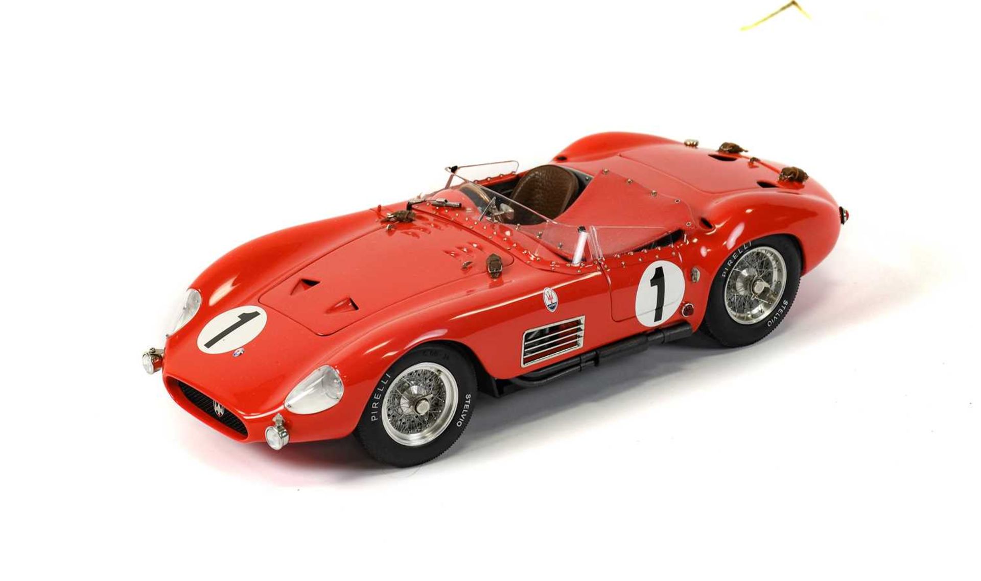 CMC 1:18 Scale Maserati 300S