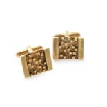 A pair of 9 carat gold cufflinksGross weight 12.2 grams.