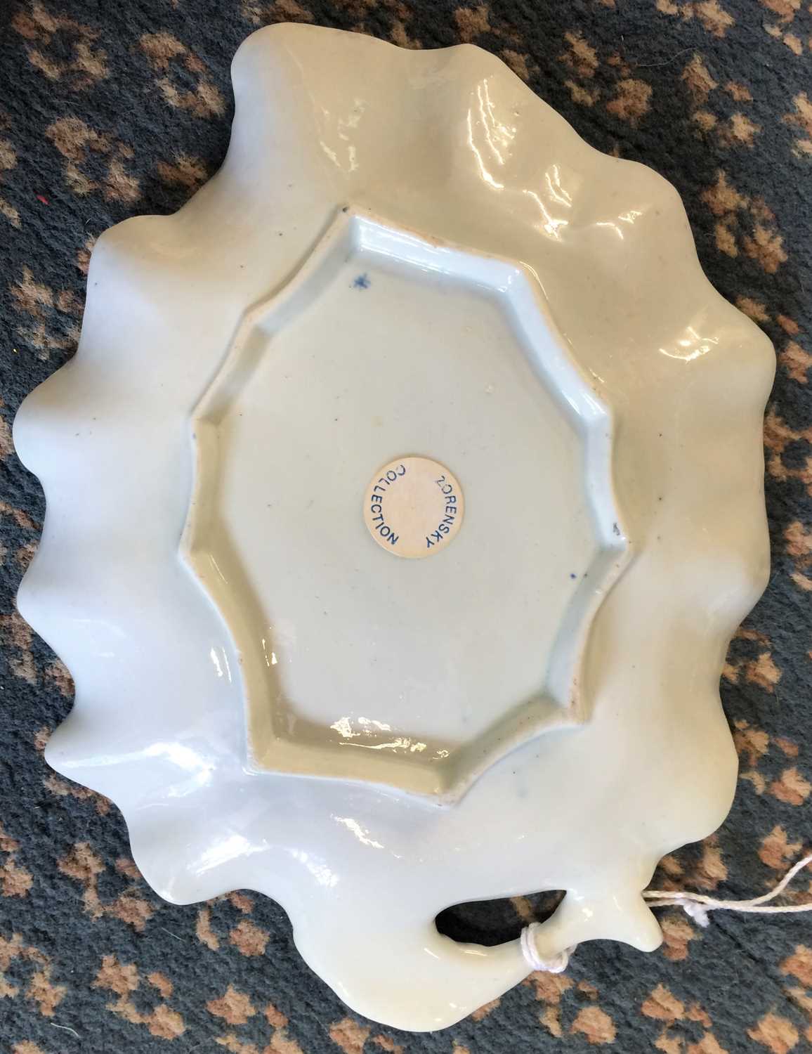 A Worcester Porcelain Leaf-Moulded Dish, circa 1758, painted in underglaze blue with the Rose and - Image 5 of 5