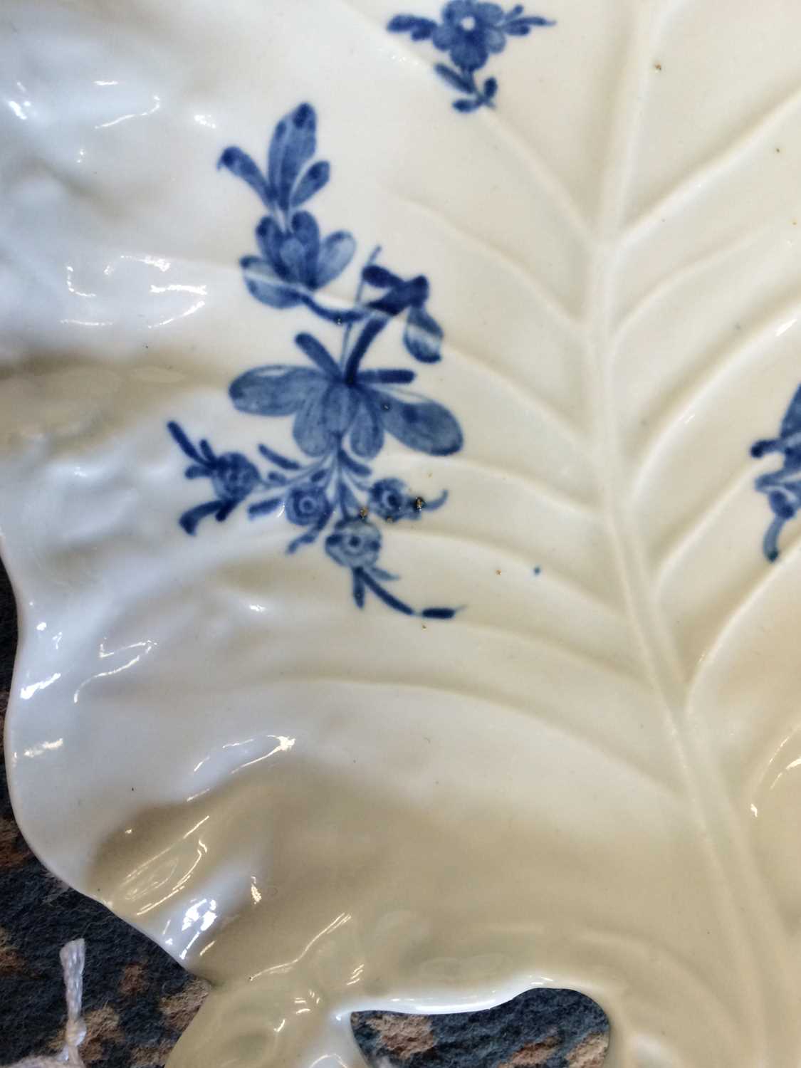 A Worcester Porcelain Leaf-Moulded Dish, circa 1758, painted in underglaze blue with the Rose and - Image 2 of 5