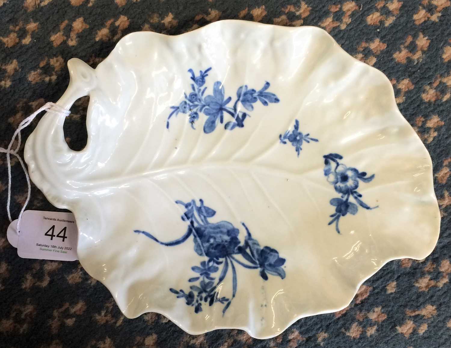 A Worcester Porcelain Leaf-Moulded Dish, circa 1758, painted in underglaze blue with the Rose and - Image 3 of 5