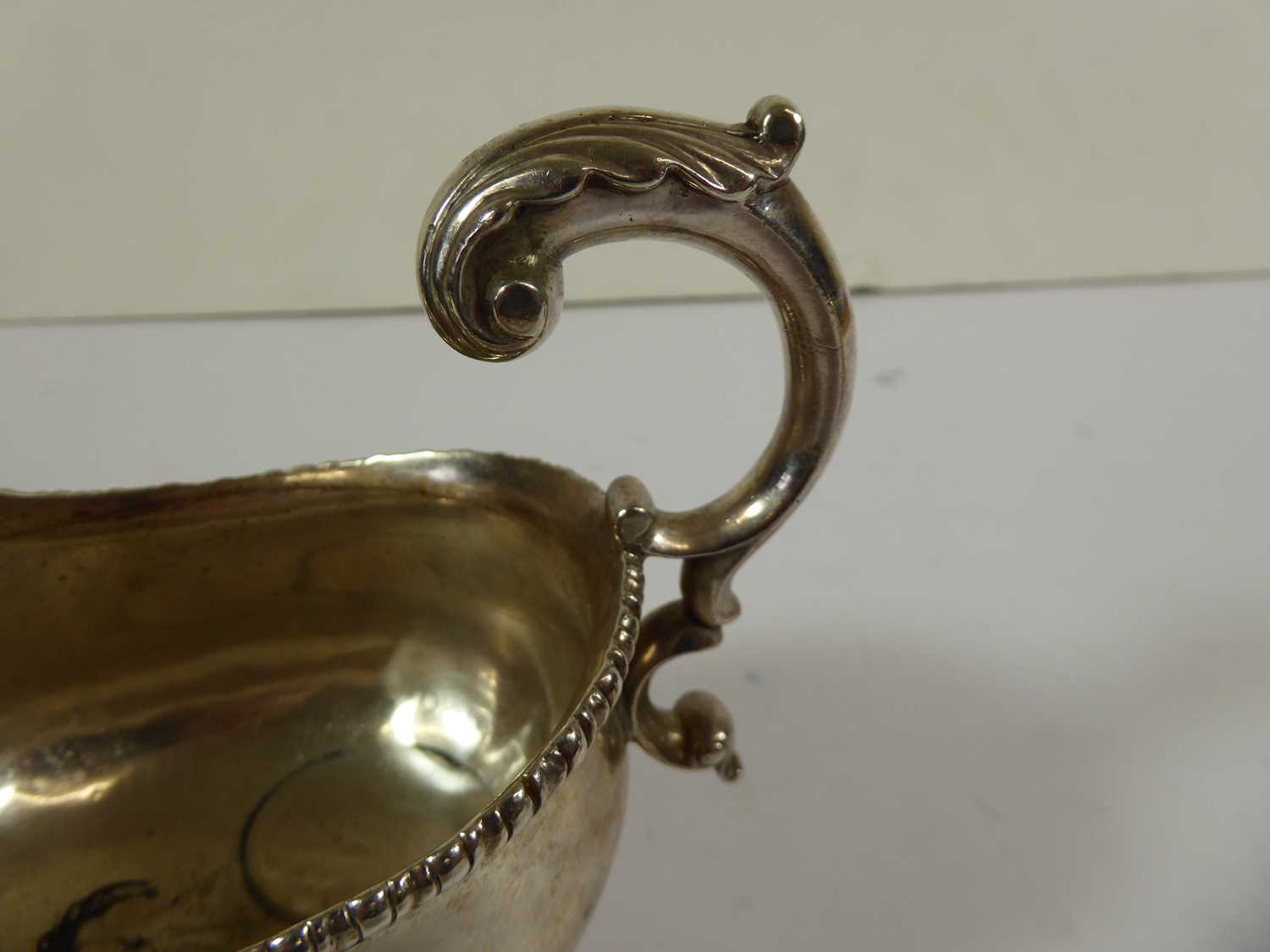 A Pair of George III Silver Sauceboats, by William Justis, London, Probably 1764, each oval and on - Image 5 of 6