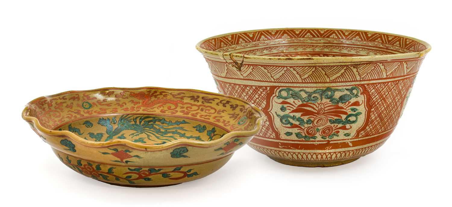 A Zhangzhou Ware Bowl, in 17th century style, painted in red and green with figures in landscape and