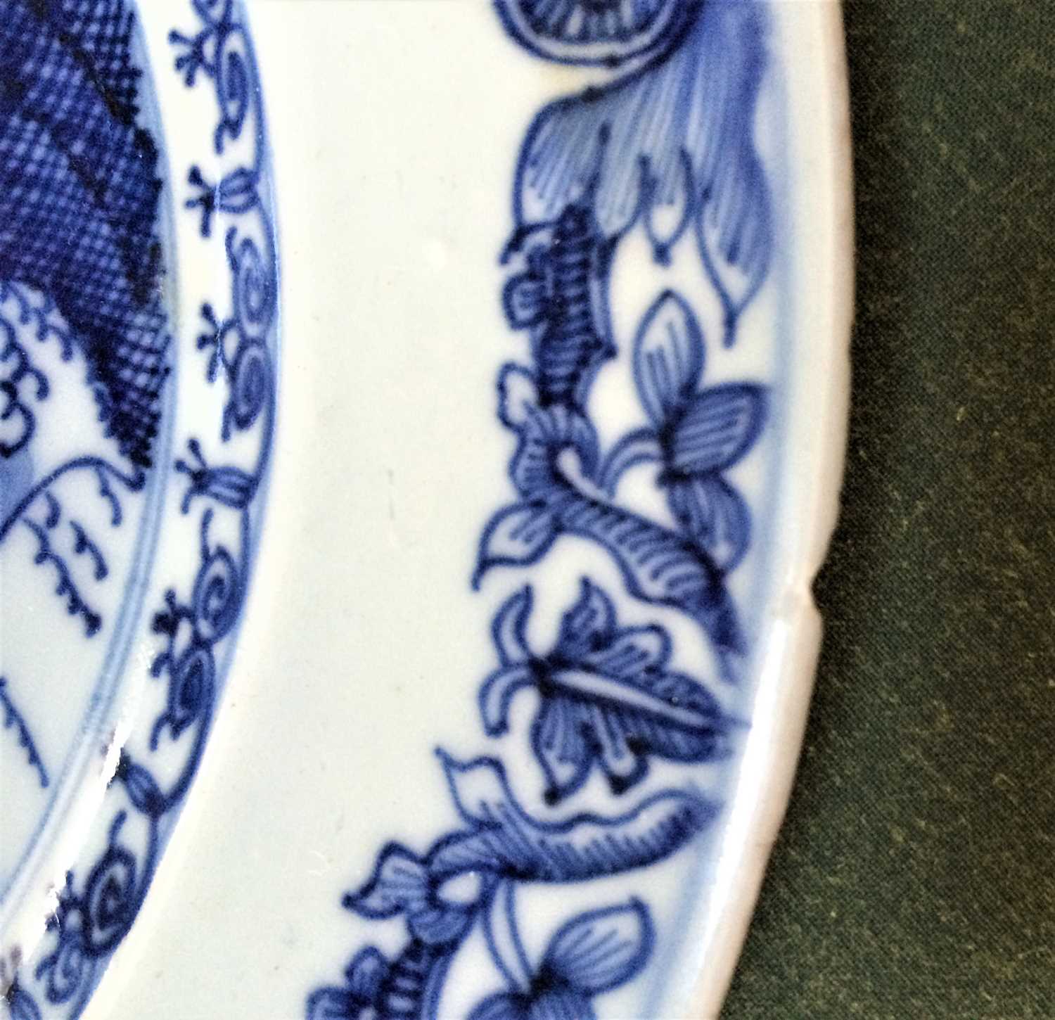 A Chinese Porcelain European Subject Plate, Qianlong, painted in underglaze blue with a palace in - Image 6 of 10