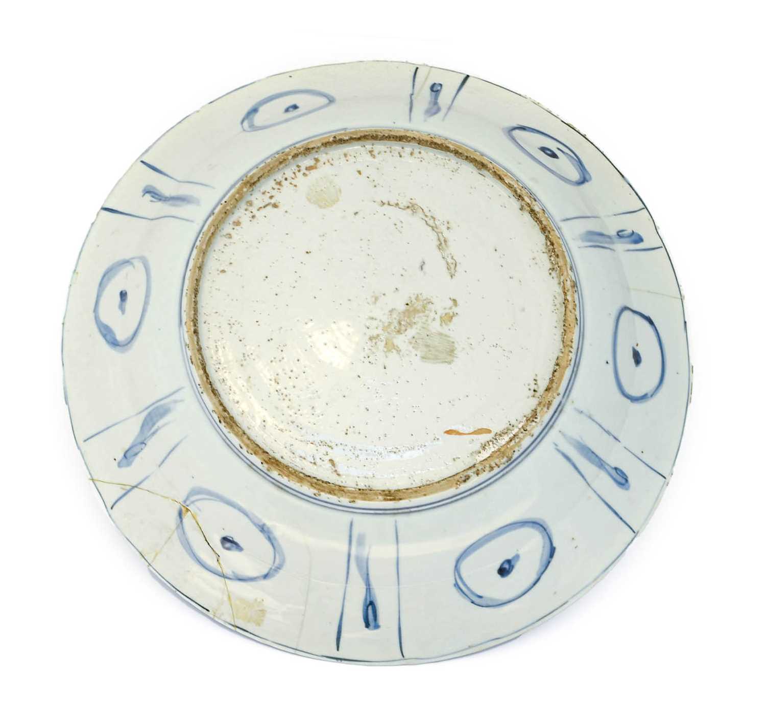 A Chinese Kraak Porcelain Dish, early 17th century, typically painted in underglaze blue with - Image 2 of 5