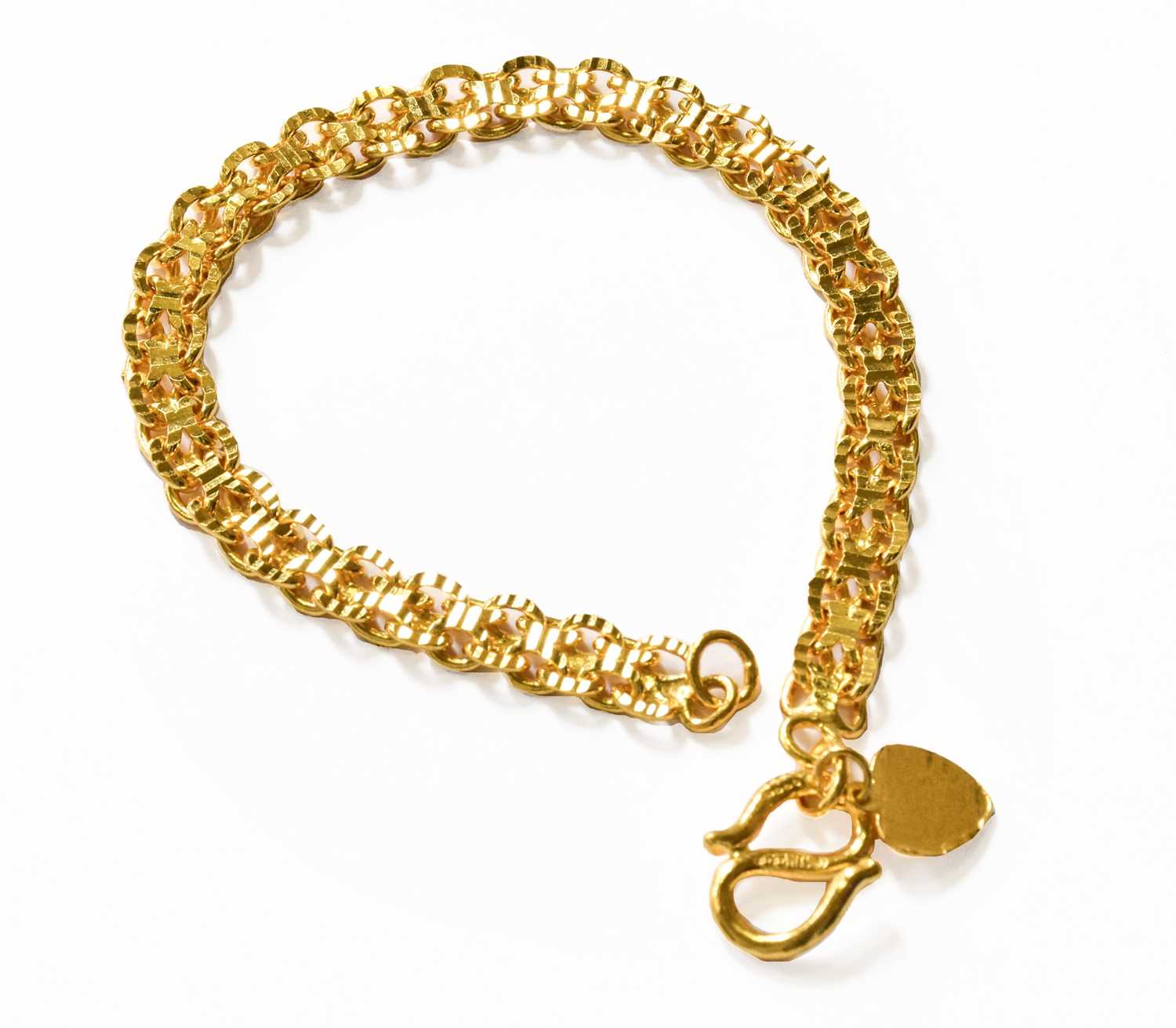 A Fancy Link Bracelet, clasp stamped '999', length 18.0cmGross weight 16.6 grams.