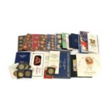 Assorted Commemorative Coins and Specimen Sets, to include: 2 x £2 1989 2-coin set 'Tercentenary