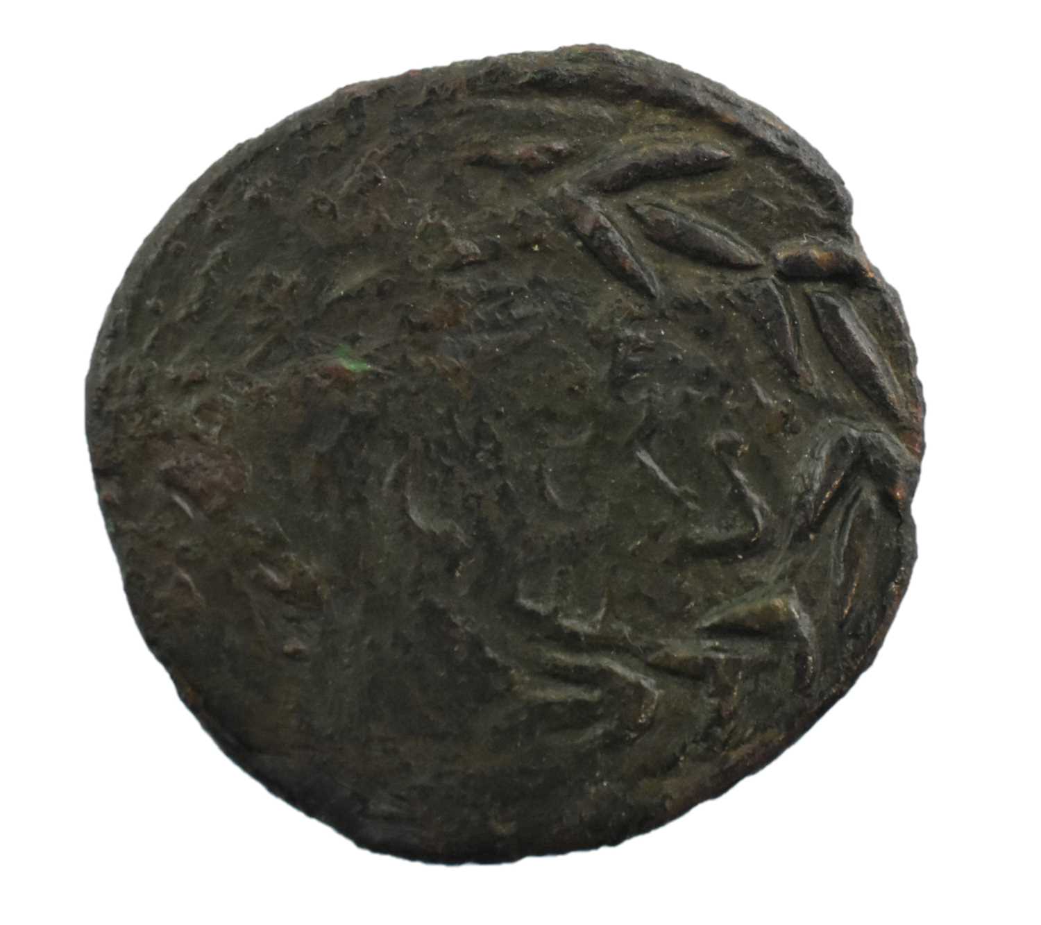 ♦Roman Provincial - Mesopotamia, Contemporary Imitation after Augustus AE 26 (26mm, 6.23g), Hatra? - Image 2 of 2