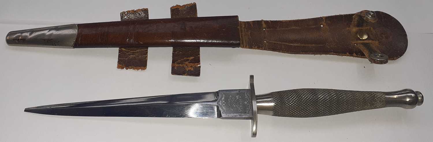A Second World War Fairbairn Sykes Fighting Knife, First Pattern, Second Type, to PO/X101222 Sgt. - Image 5 of 11