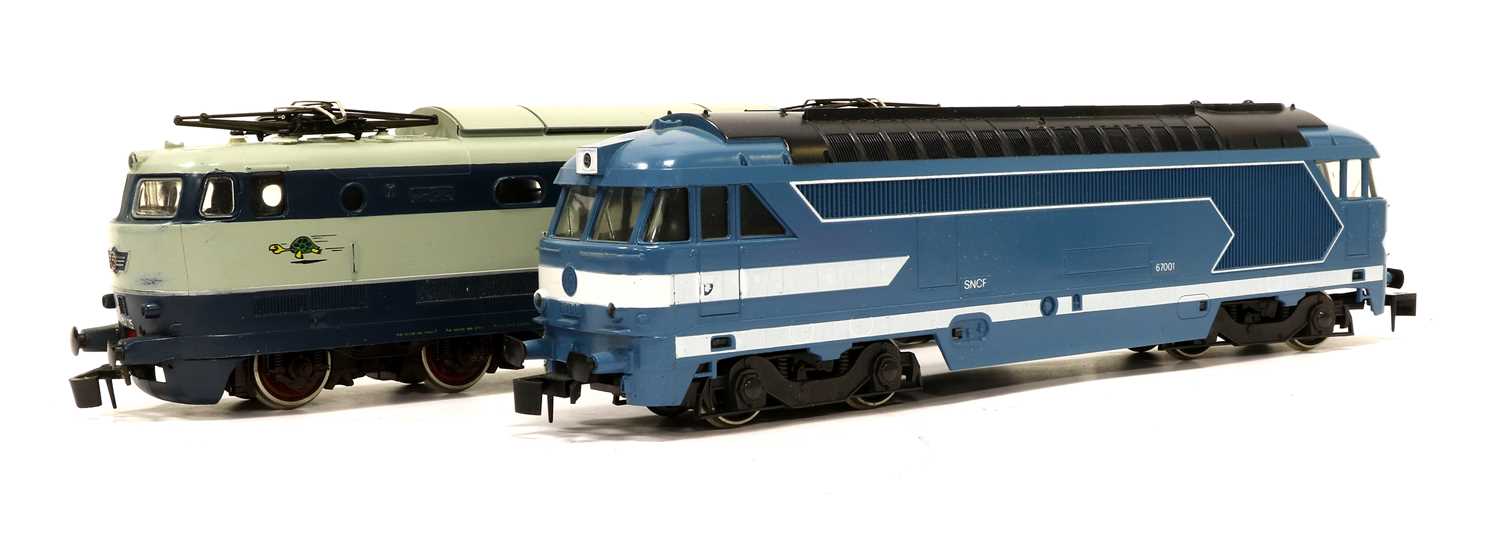 Lima O Gauge Locomotives And Coaches - Bild 2 aus 2