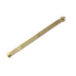 A 9 Carat Gold Bracelet, length 18.7cmGross weight 21.8 grams.