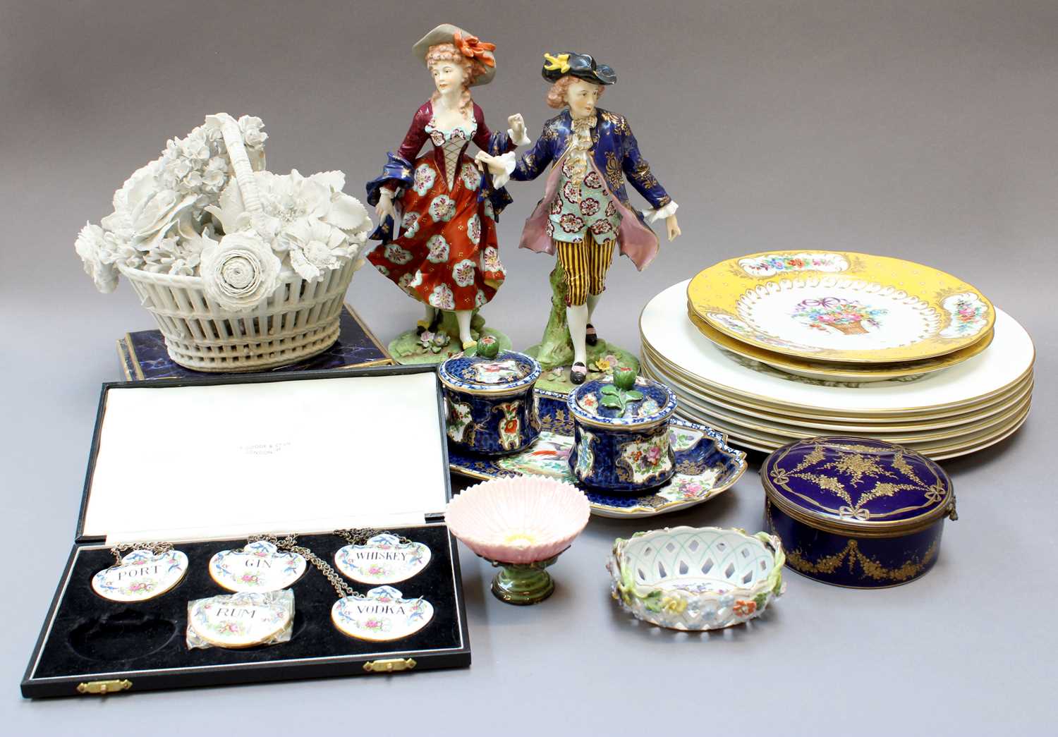 A Collection of English and Continental Ceramics, including: a pair of King Street Derby white - Bild 3 aus 22