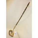 Georgian silver toddy ladle with twisted horn handle, maker TM (A/F)