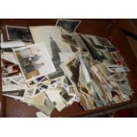 Good collection of vintage photographs and family snapshots in a suitcase