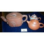 Chinese Yixing teapot and two red ware miniature teapots