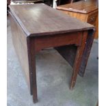 Georgian mahogany country drop leaf dining table
