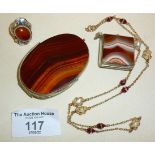 Banded agate pocket swivel mirror, small fob box, 9ct gold and pearl necklace (approx. 7g) and a