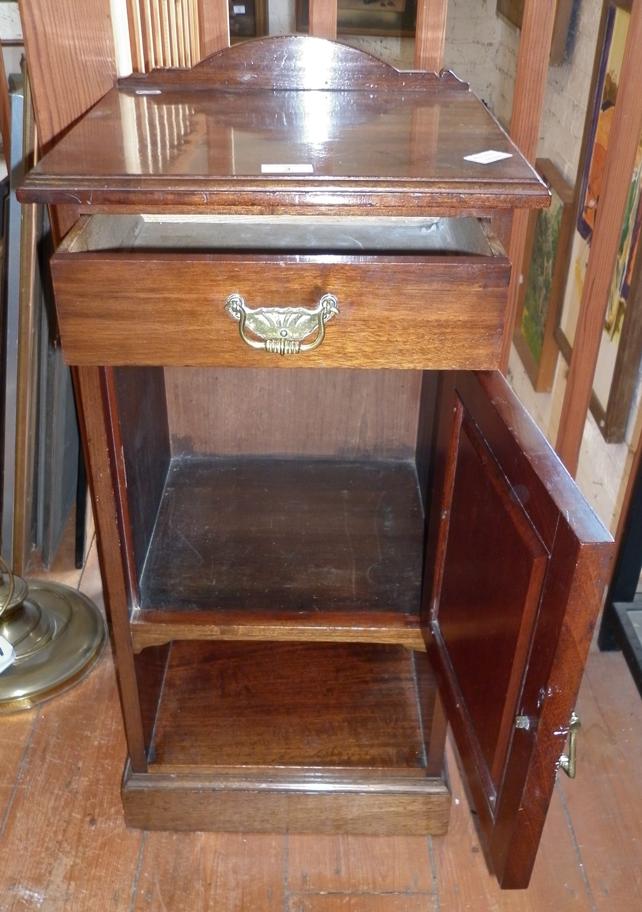 Late Victorian mahogany pot cupboard, with single drawer and door - Image 2 of 2