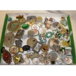 Large collection of assorted vintage costume brooches