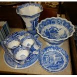 Assorted Spode Italian blue and white china items (8)