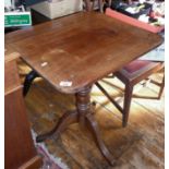 Victorian mahogany snap top occasional table on turned centre column with tripod feet