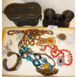 Vintage jewellery, opera glasses and some old coins