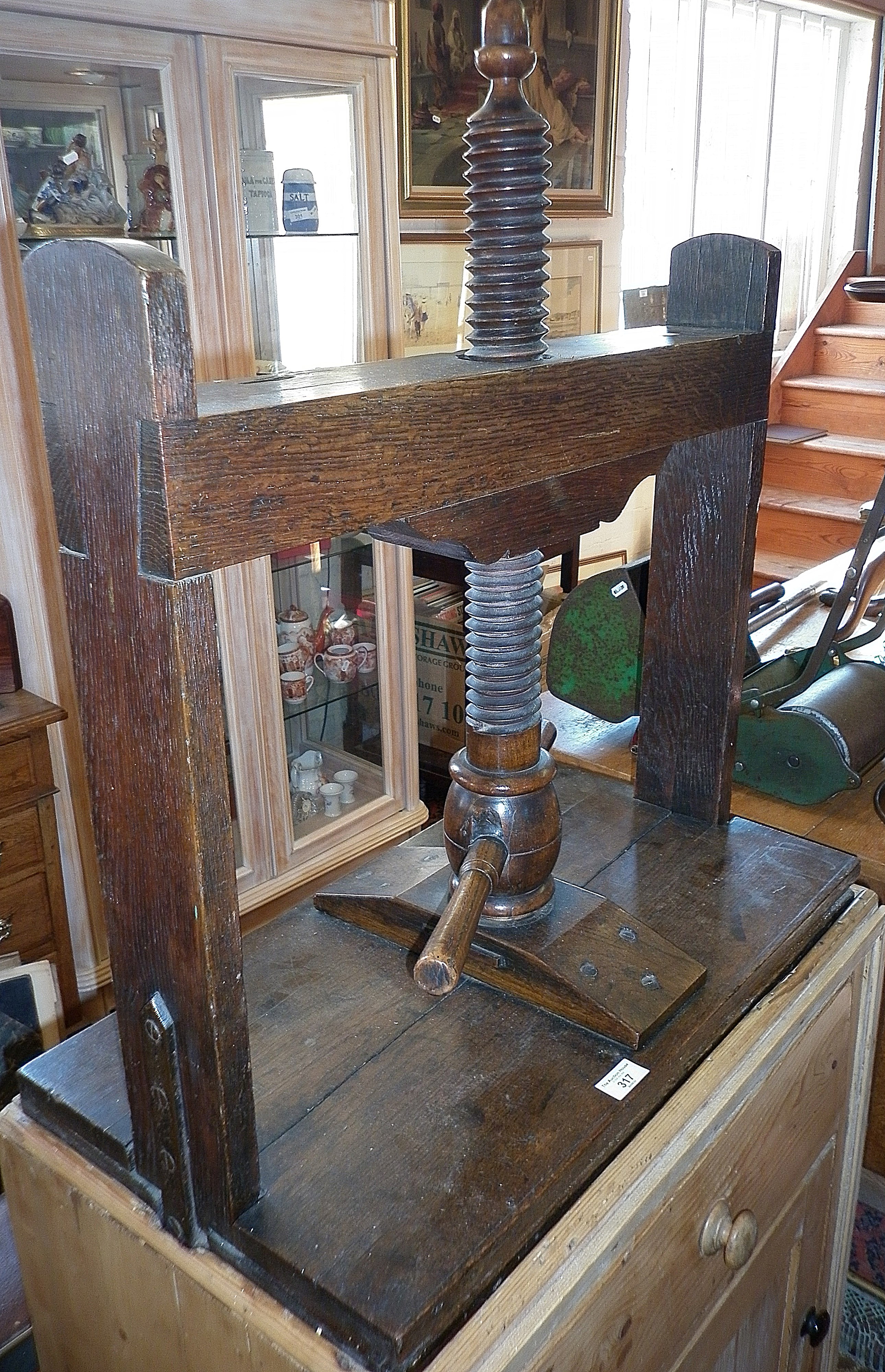 19th c. oak book press on pine base with cupboard and drawer - Bild 2 aus 2