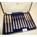 12-piece cased fruit cutlery set, with hallmarked silver handles