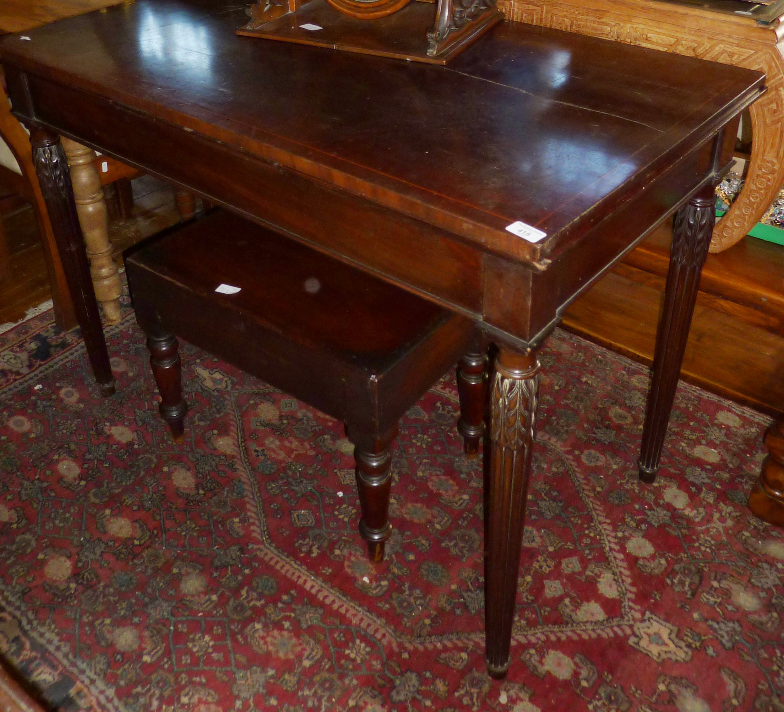 Fine George IV mahogany serving table with extending leaves to sides on turned and reeded tapering