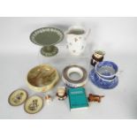 Lot to include a boxed Wade Red Setter, Goebel, Hummel, Spode Italian, Villeroy & Boch,