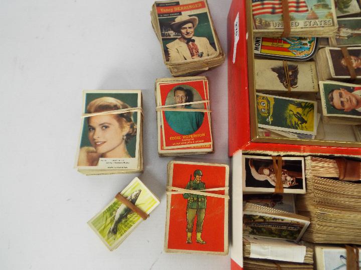A collection of various collector / trading cards to include AB&C, Wills Cigarettes, - Image 5 of 6