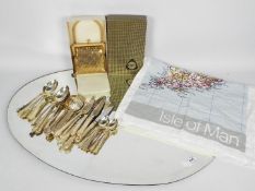 Lot to include a vintage Glomesh purse contained in original box,