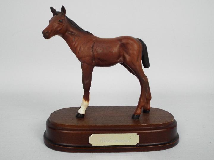 Royal Doulton - a Royal Doulton Adventure racing horse on a plinth (15 cm in height), - Image 5 of 6