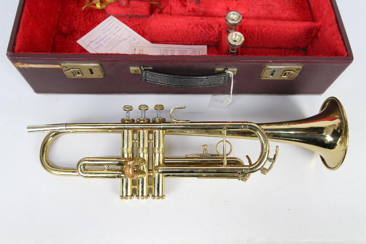 A Zenith Mk III trumpet by J R LaFleur, contained in plush lined case. - Image 2 of 5